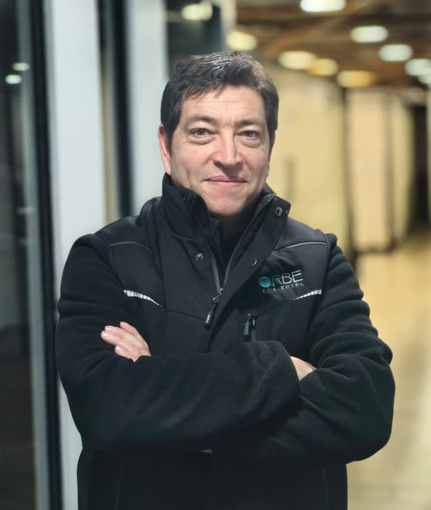 Jefe de Construcciones Ambientales — Carlos Godoy